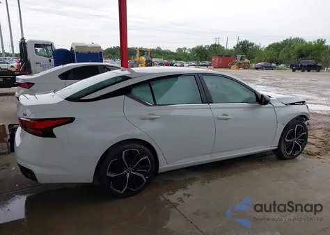 2023 Nissan Altima Sr Fwd из США, поврежденный, VIN 1N4BL4CV5PN340441